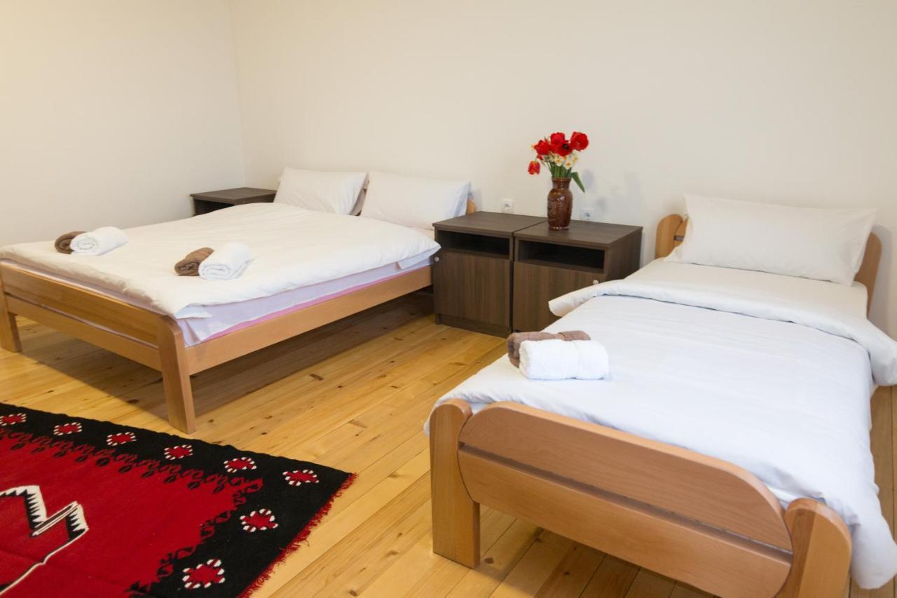 Aparthotel Viktorijini Konaci Kremna Exteriér fotografie