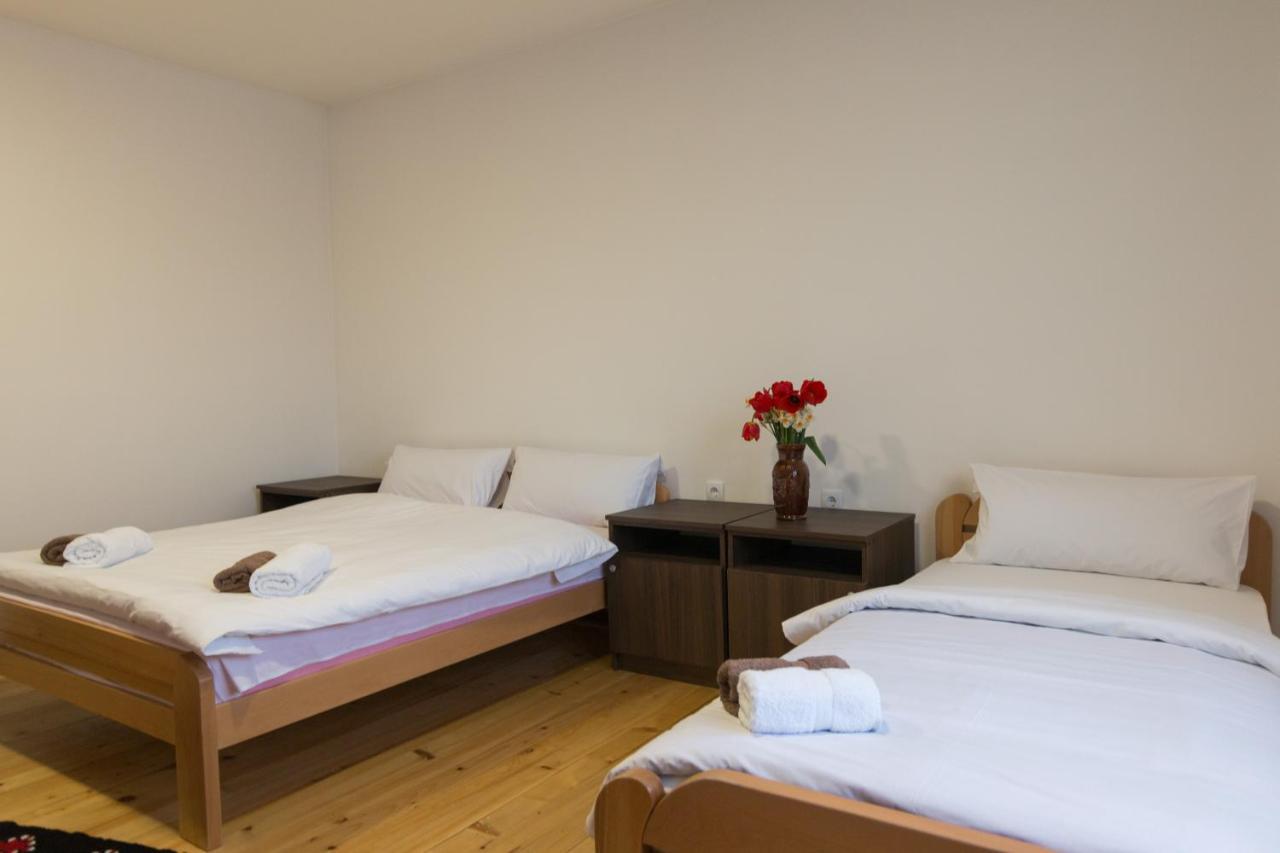Aparthotel Viktorijini Konaci Kremna Exteriér fotografie